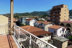 the-view-to-the-hills-2