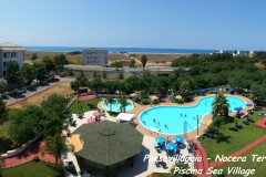20170715_122350_Piscina_Sea_Village_con_scritta